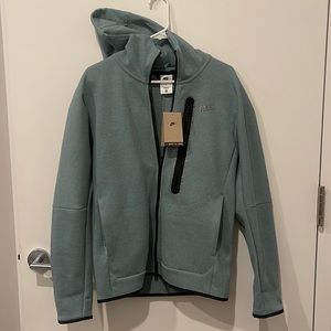 Nike Tech Fleece Full Zip Hoodie Green Grey DR9150-361 NWT Size S